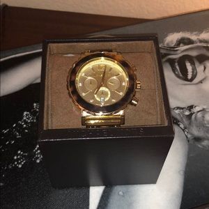 MK watch